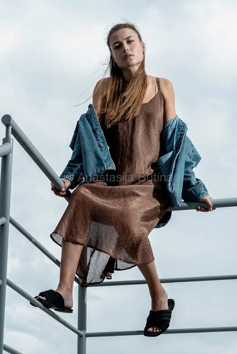 Custom women's wardrobe — editorial portrait Puebla
